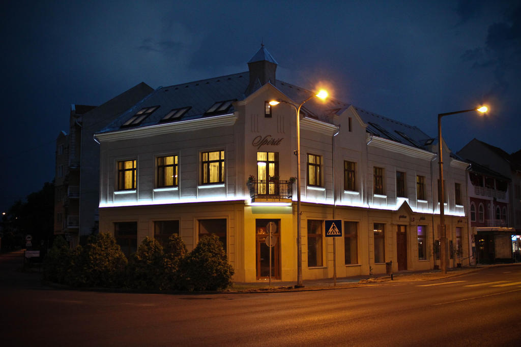 Spirit Apartman Hajdúszoboszló Esterno foto